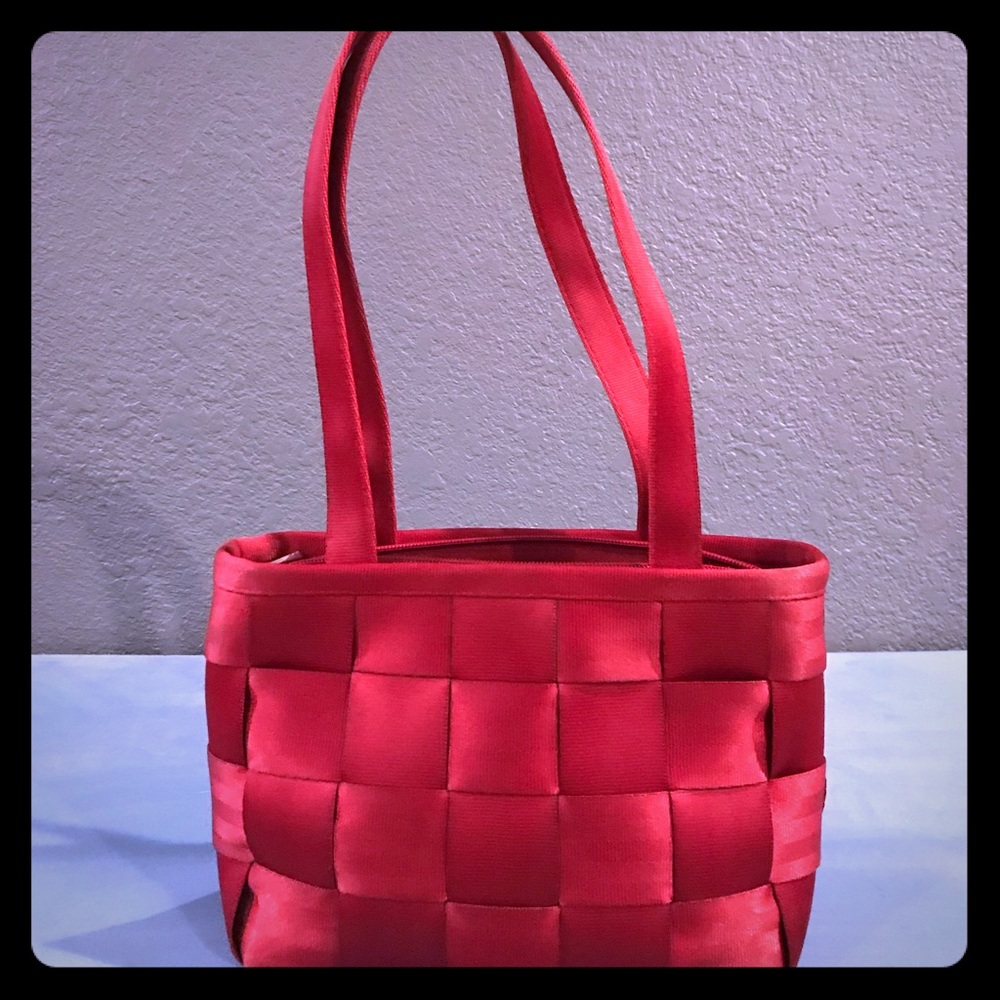 Red Harvey Seatbelt Purse